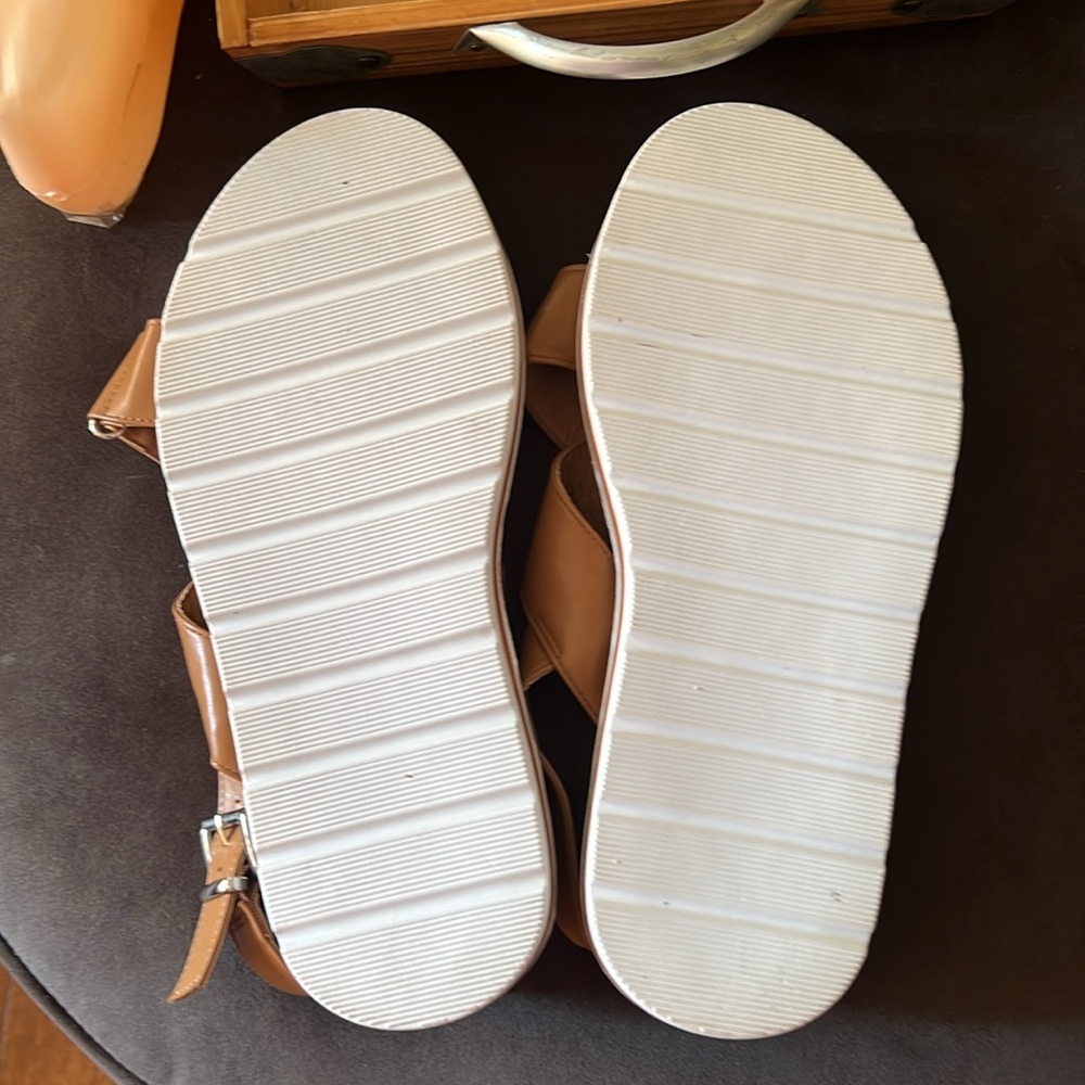 Torrid Crossover Platform Sandals - image 4